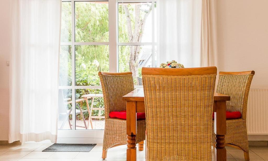 Eule Apartment Born Bagian luar foto
