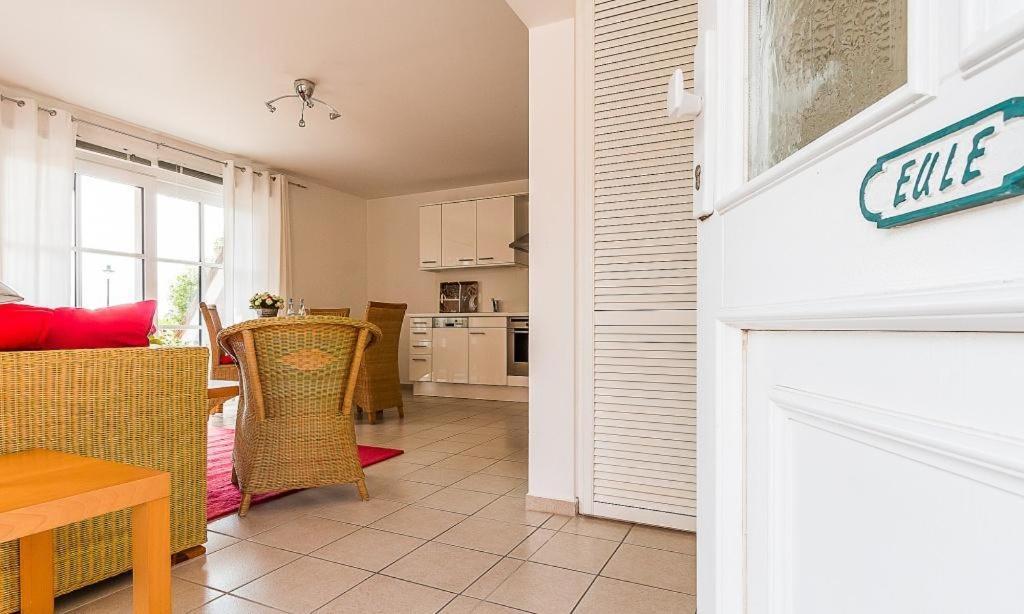 Eule Apartment Born Bagian luar foto