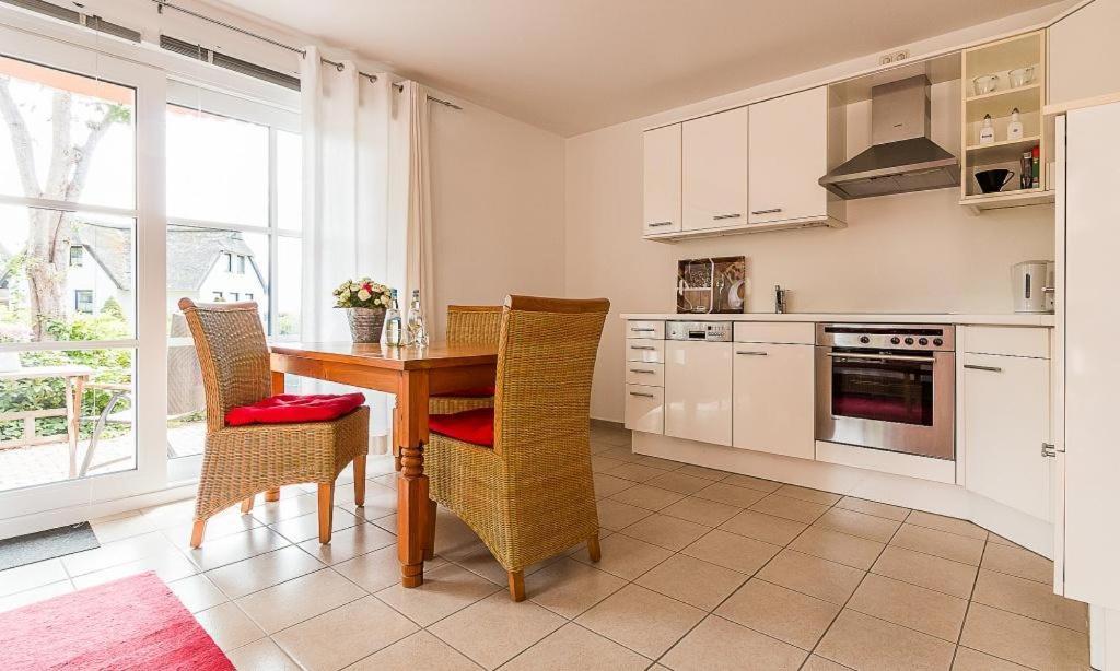 Eule Apartment Born Bagian luar foto